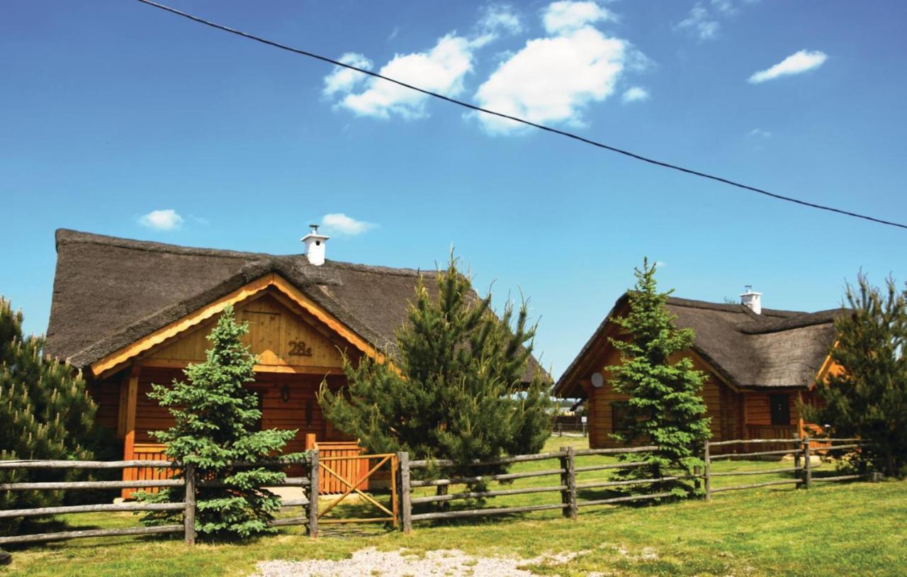3 Bedroom Cozy Home In Mscice Podamirowo Екстериор снимка